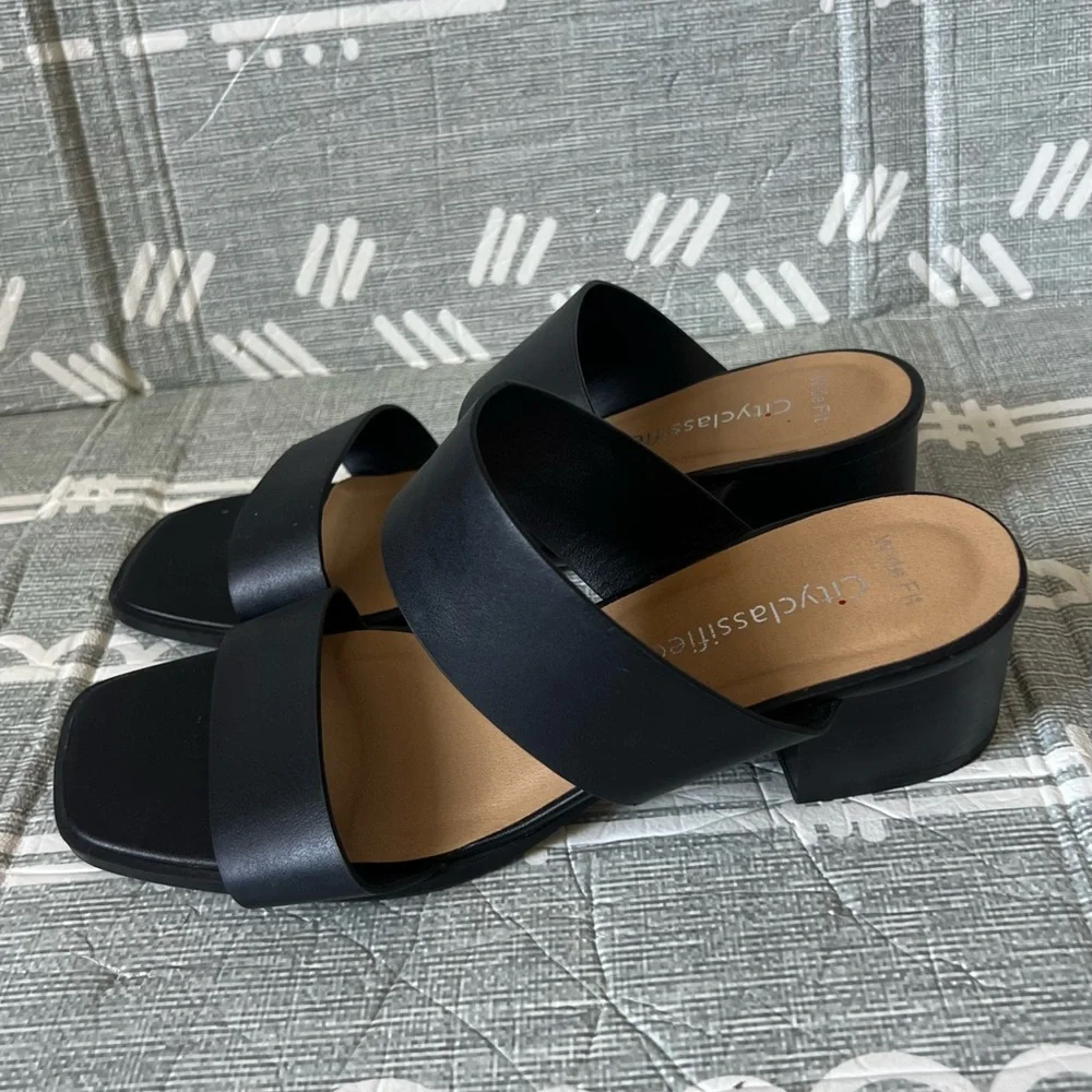 Cityclassified Black Women's Mule Sandals, Size 7.5 - Picture 4 of 8